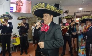 Serenata con mariachis en Bucaramanga para aniversarios, cumpleaños y ocasiones especiales